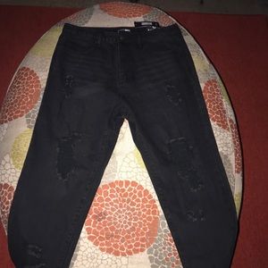 black ripped boyfriend jeans